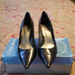Nine West Black Patent Pumps